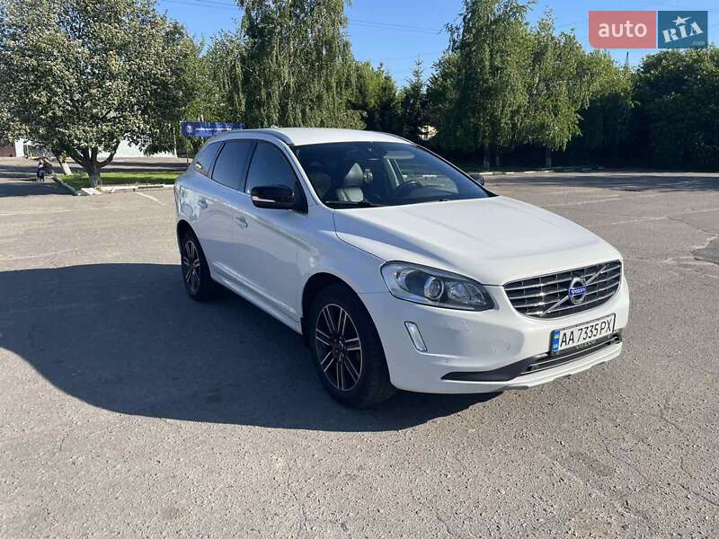 Volvo Xc60 (2017)