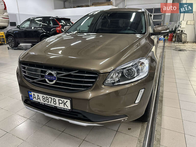 Volvo Xc60 (2017)