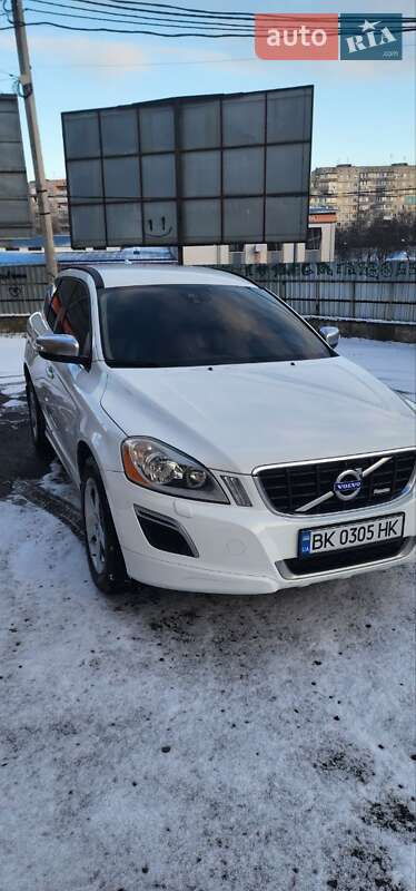 Volvo Xc60 (2011)