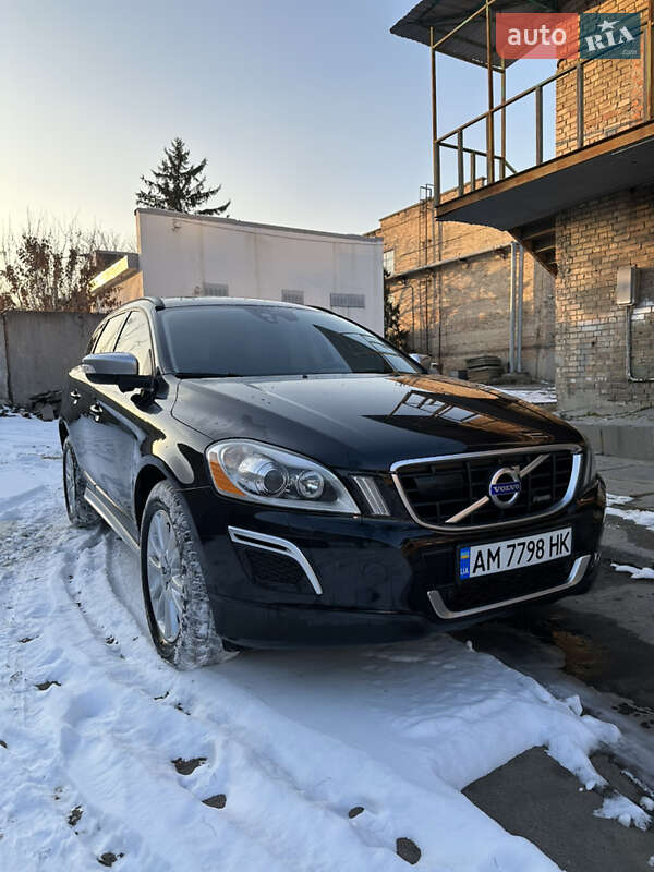 Volvo Xc60 (2011)