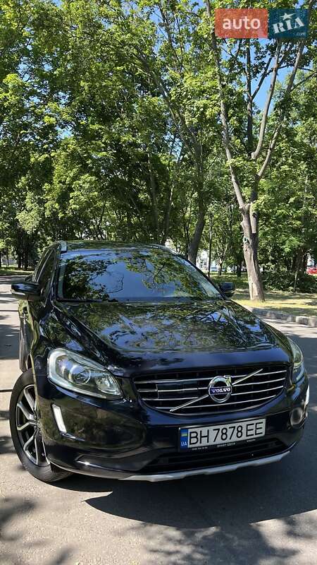 Volvo Xc60 (2017)