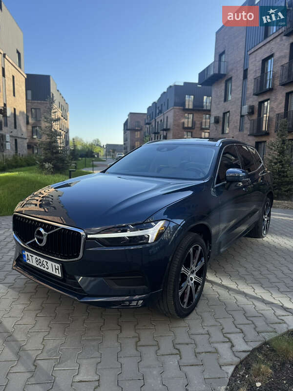 Volvo Xc60 (2020)