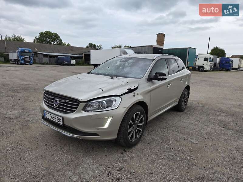 Volvo Xc60 (2017)