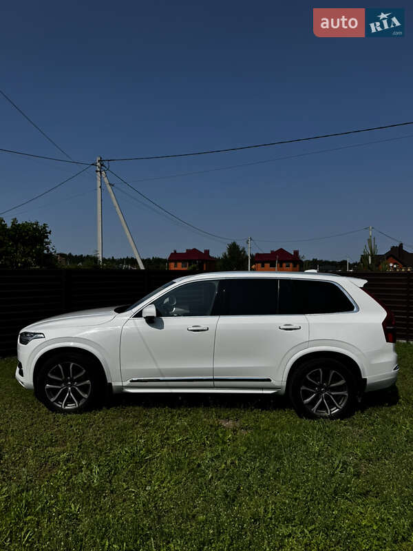 Volvo Xc90 (2016)