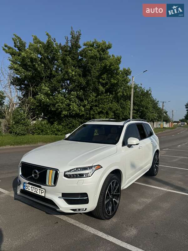 Volvo Xc90 (2017)