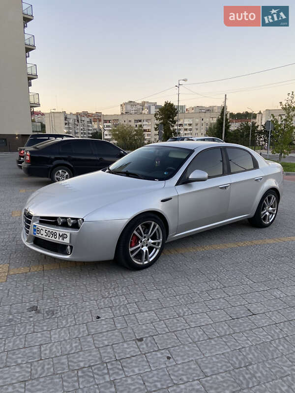 Alfa-romeo 159 (2005)