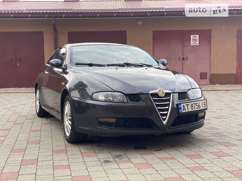 Alfa-romeo Gt (2008)