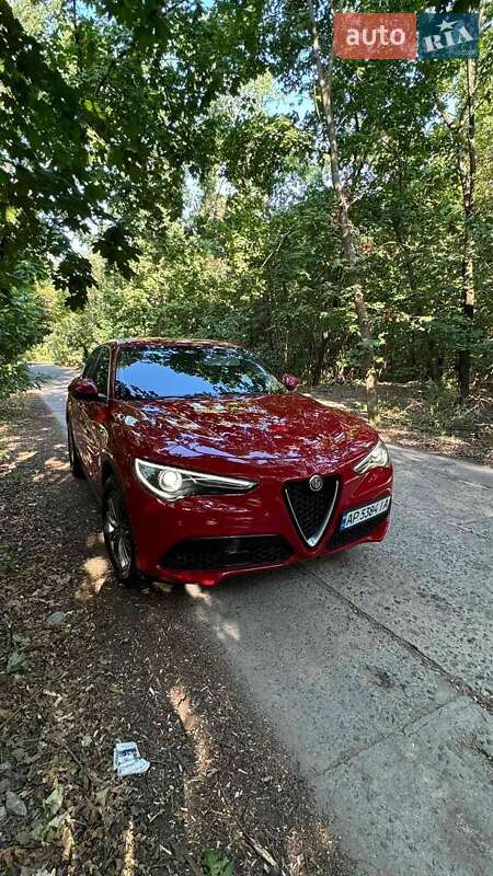 Alfa-romeo Stelvio (2020)