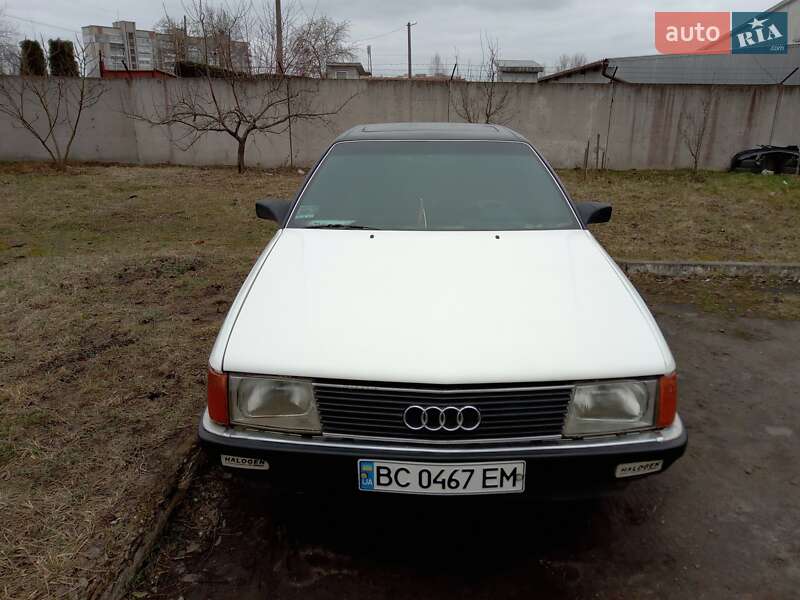 Audi 100 (1985)