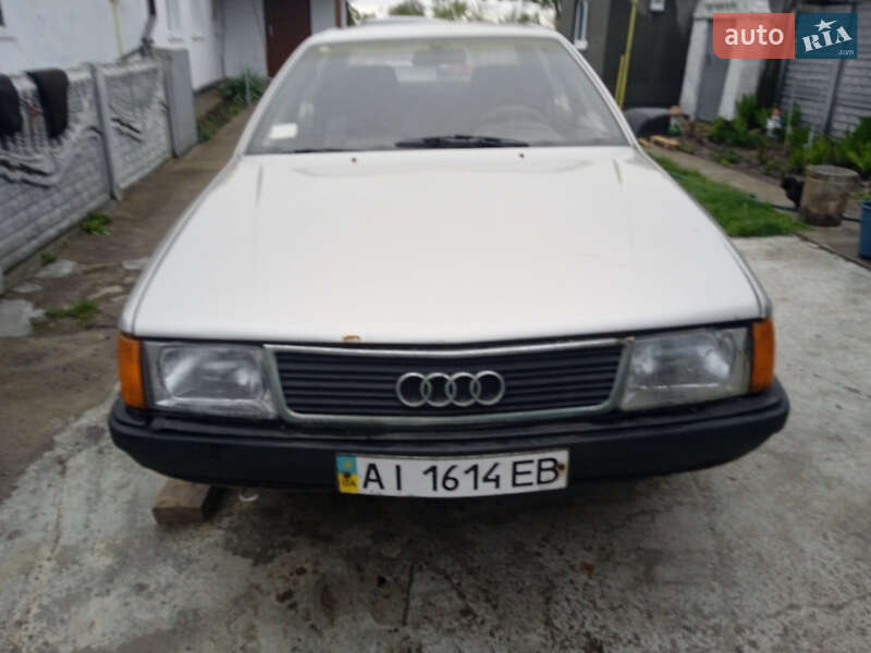 Audi 100 (1987)