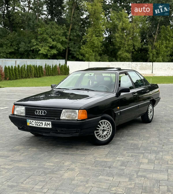 Audi 100 (1988)