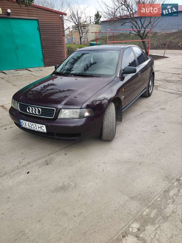 Audi A4 (1996)