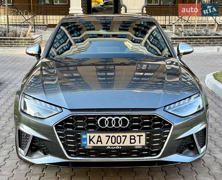 Audi A4 (2020)