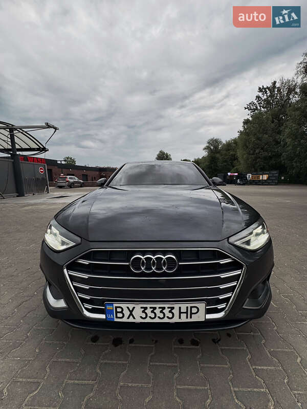 Audi A4 (2019)