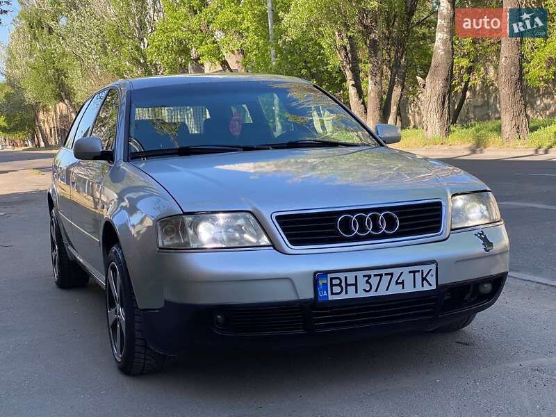 Audi A6 (2000)
