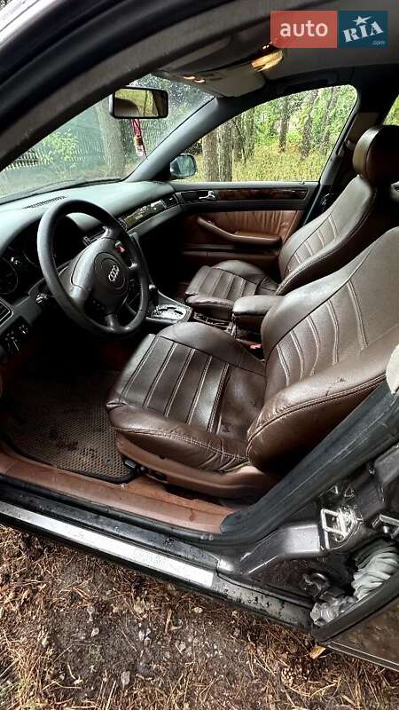 Audi A6 (1999)