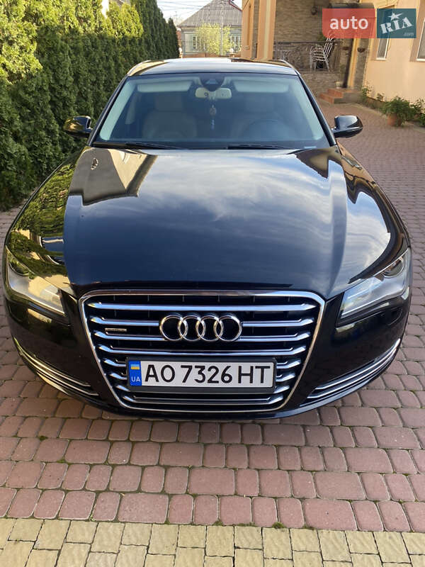 Audi A8 (2010)