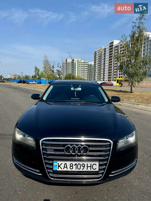 Audi A8 (2012)
