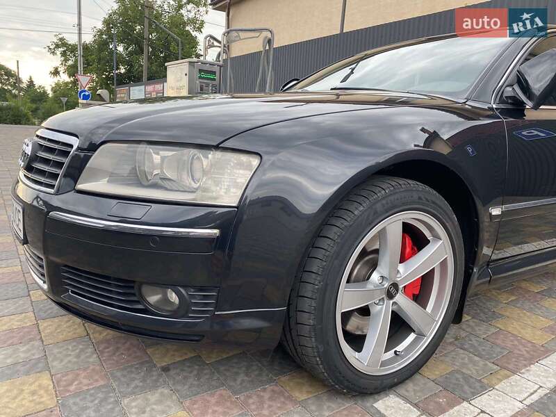 Audi A8 (2004)