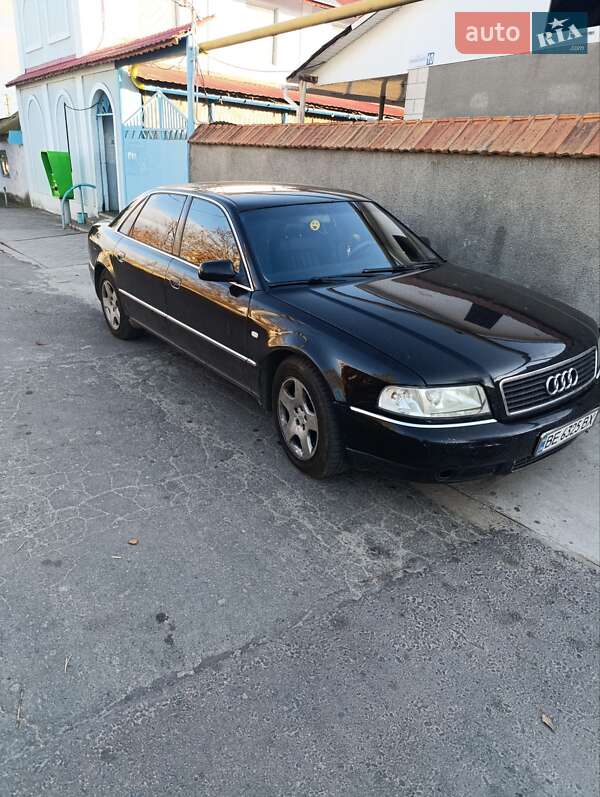 Audi A8 (2000)