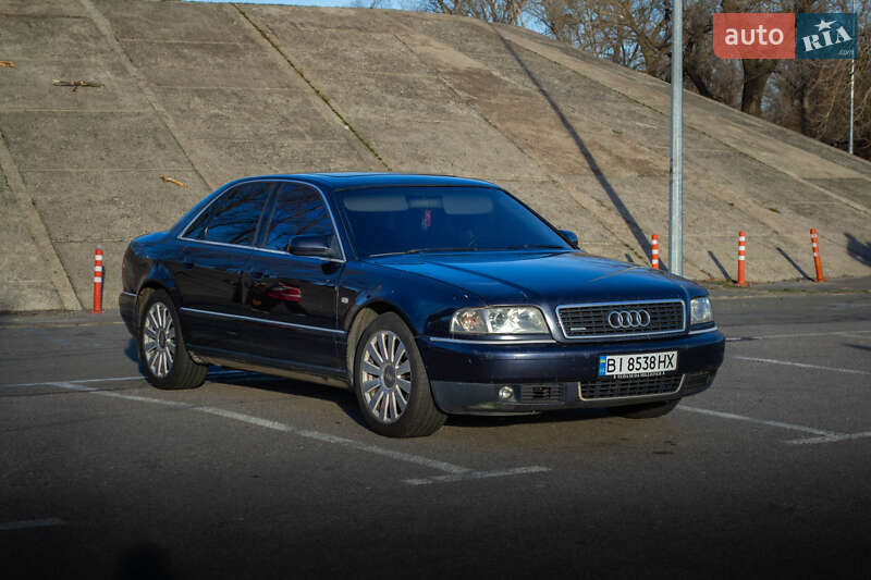 Audi A8 (2000)