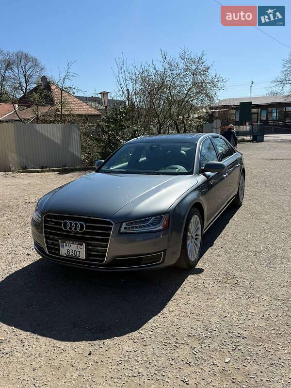 Audi A8 (2016)