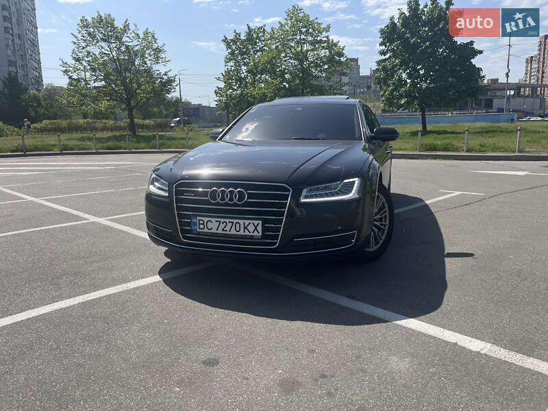Audi A8 (2017)