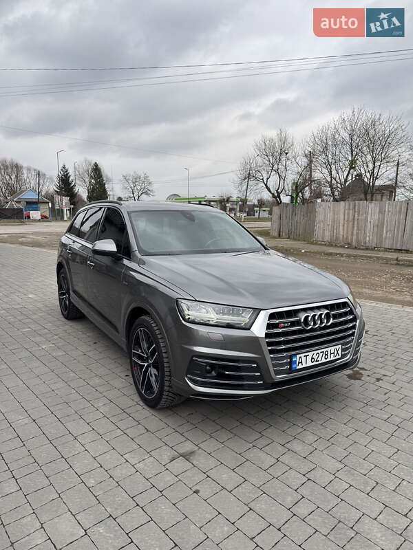 Audi Q7 (2017)