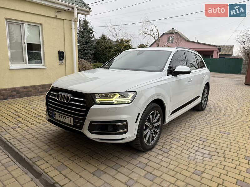 Audi Q7 (2016)