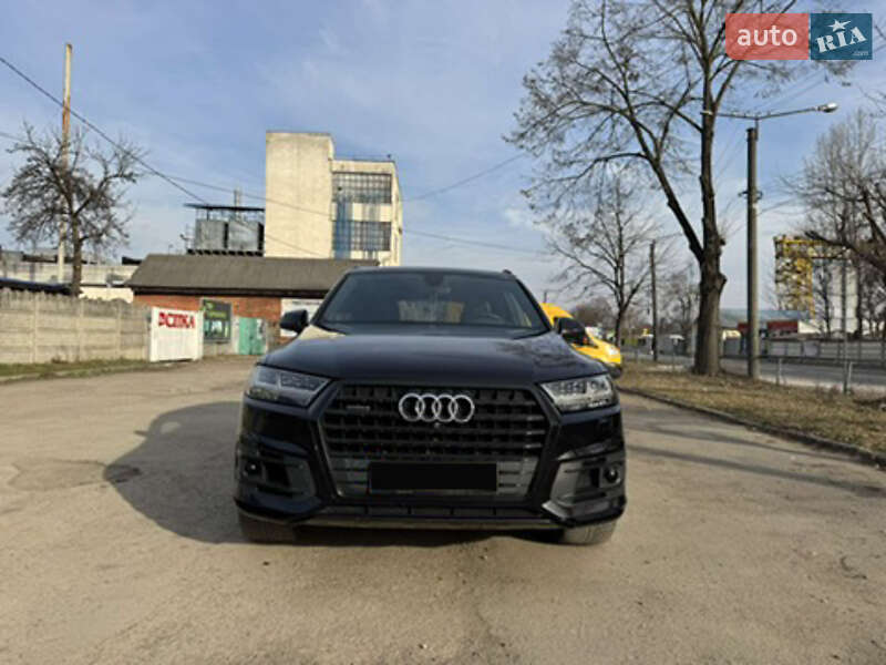 Audi Q7 (2018)