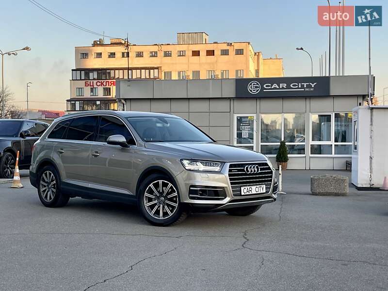 Audi Q7 (2015)