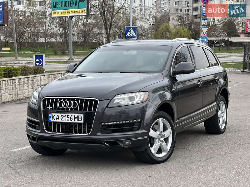 Audi Q7 (2013)