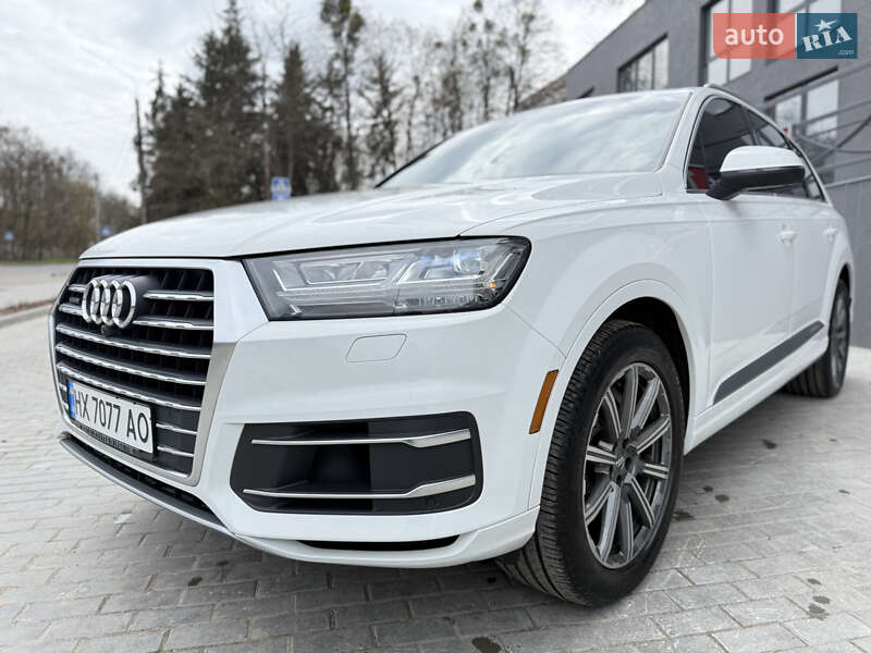 Audi Q7 (2017)