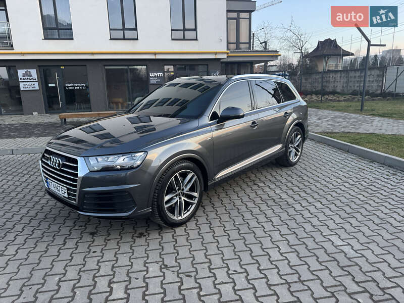 Audi Q7 (2016)