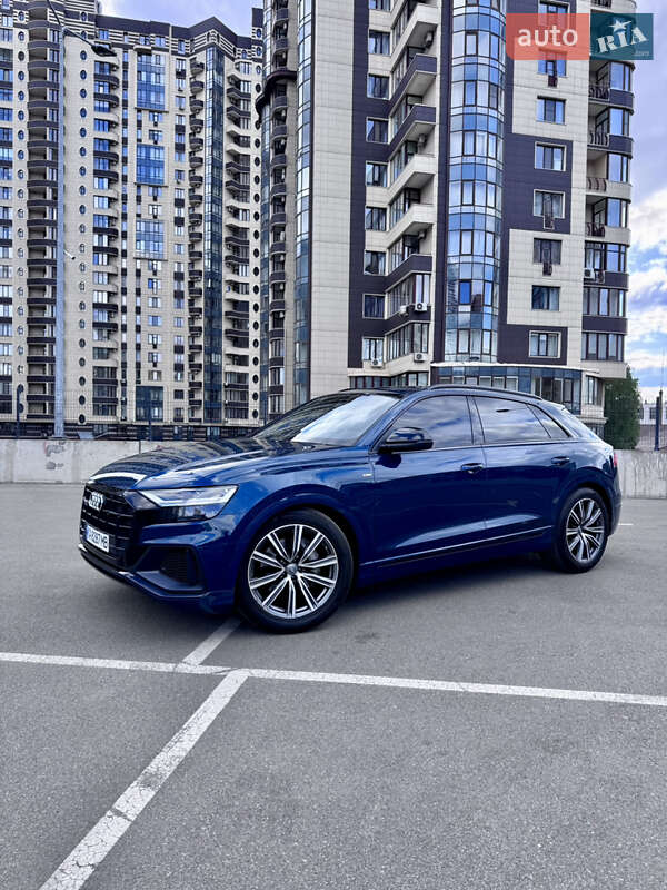 Audi Q8 (2018)