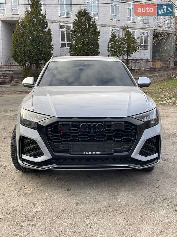Audi Rs q8 (2021)