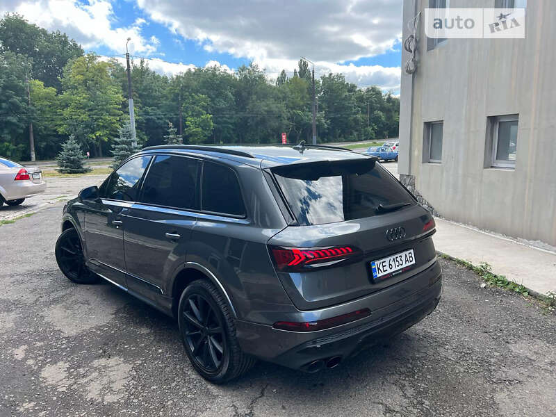 Audi Sq7 (2021)