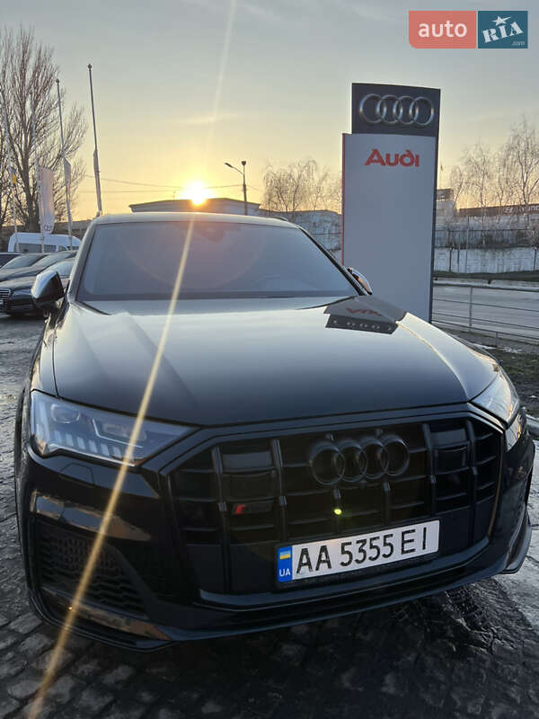 Audi Sq7 (2021)