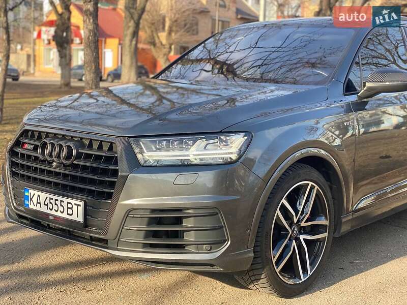 Audi Sq7 (2018)
