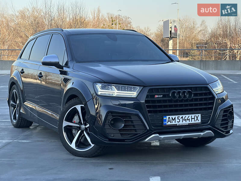 Audi Sq7 (2017)