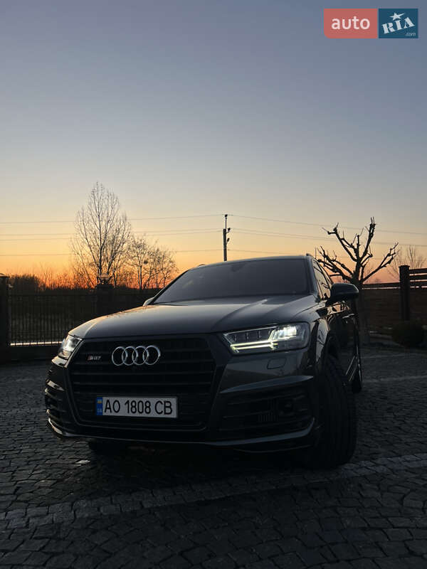 Audi Sq7 (2019)