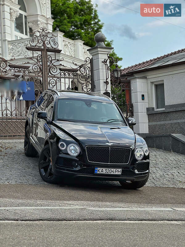 Bentley Bentayga (2018)
