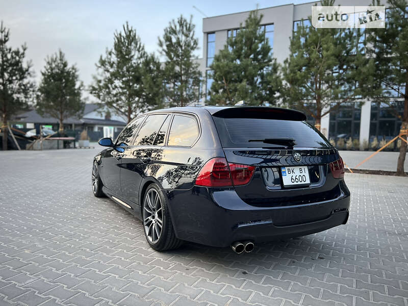 Bmw 330d (2005)