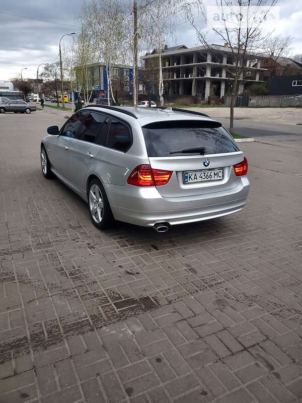 Bmw 320 (2011)