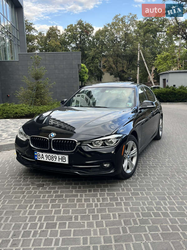 Bmw 330e (2017)