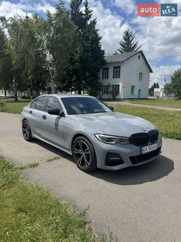 Bmw 3 series (2022)