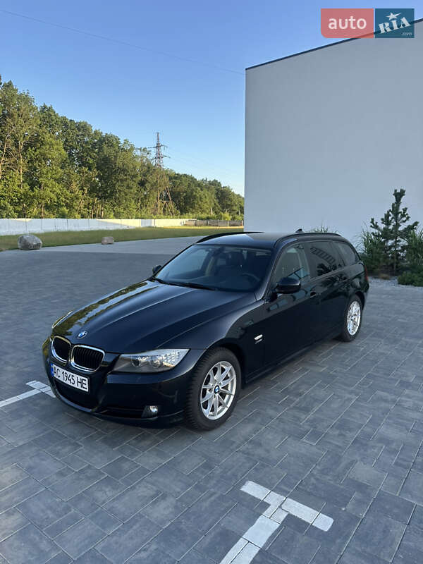 Bmw 3 series (2010)