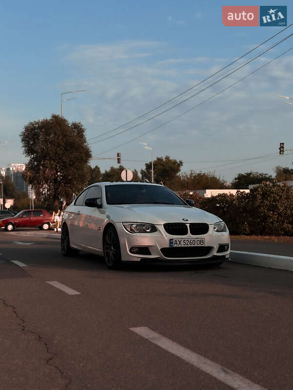 Bmw 3 series (2010)