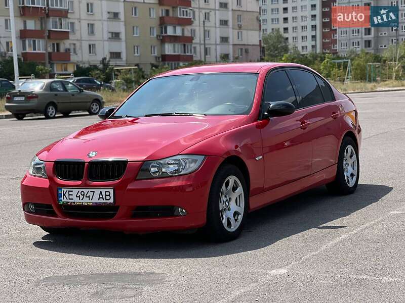 Bmw 3 series (2005)