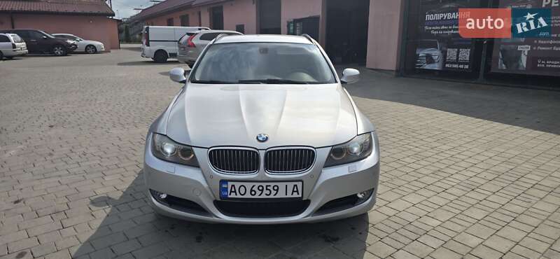 Bmw 3 series (2010)